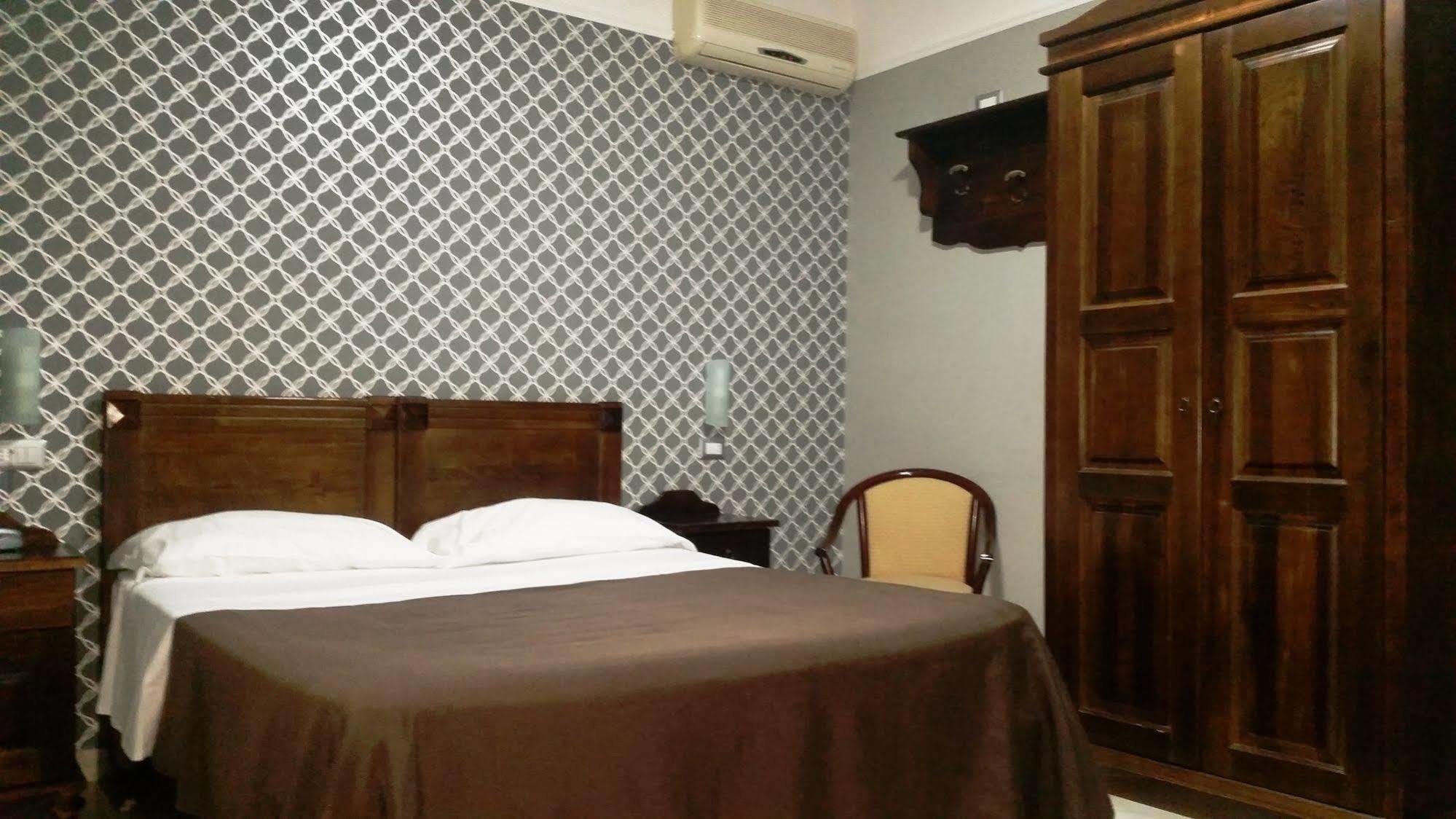 Hotel Sannita Casoria Esterno foto